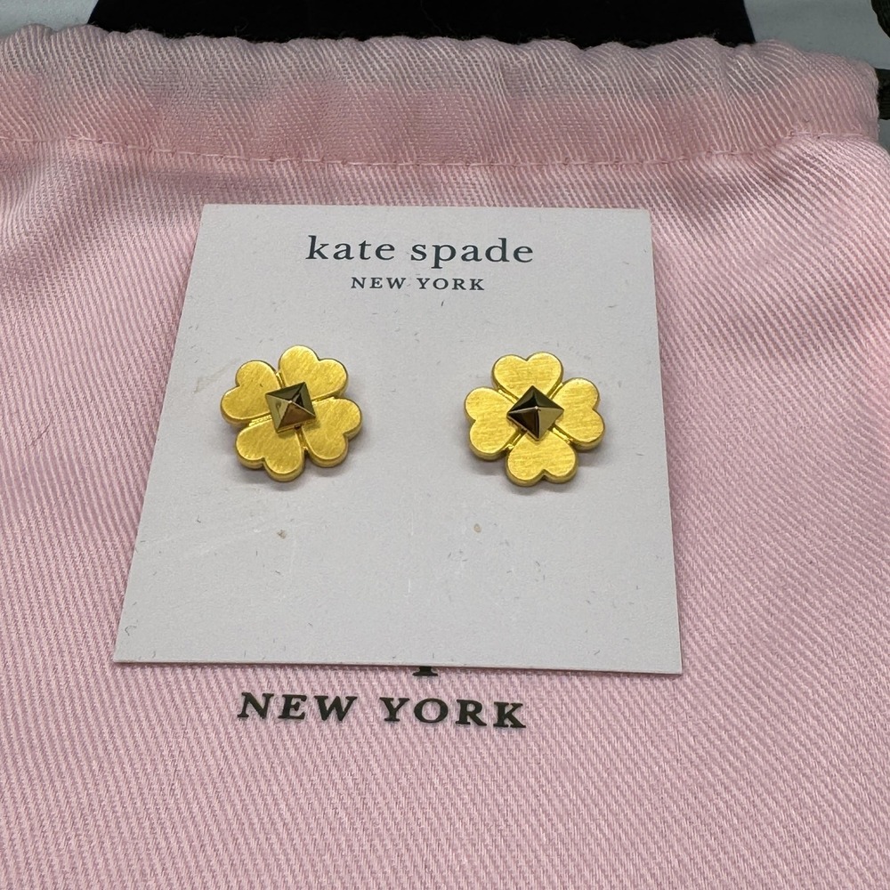 Kate Spade New York Earrings Gold Tone Flower Stud Womens Treasure Trove Pierced